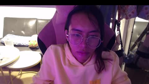 Snapshot of monstercockselfsuck chatting on December 12, 2024, 3:05 pm ELYSE A SIMPLE GIRL online show from December 12, 2024, 3:05 pm