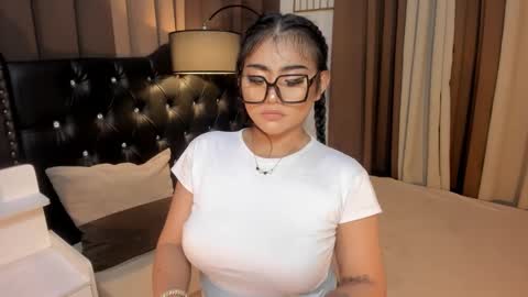 Snapshot of monstrouscockdivaontop chatting on January 25, 2025, 2:58 pm Ruthie online show from January 25, 2025, 2:58 pm