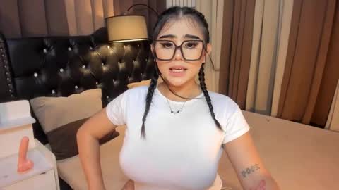 Snapshot of monstrouscockdivaontop chatting on February 2, 2025, 2:27 am Ruthie online show from February 2, 2025, 2:27 am