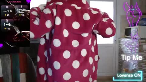 Snapshot of montserrat123 chatting on February 28, 2025, 7:58 am Monse online show from February 28, 2025, 7:58 am