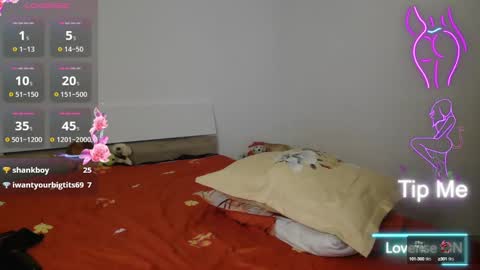 Snapshot of montserrat123 chatting on March 12, 2025, 9:55 am Monse online show from March 12, 2025, 9:55 am