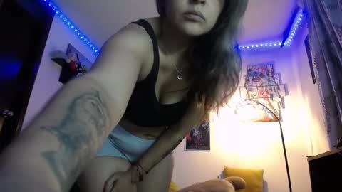 Luna online show from March 4, 2025, 11:43 pm