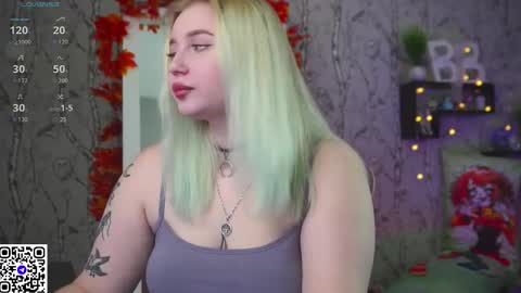 Emilia online show from October 23, 2025, 8:35 am