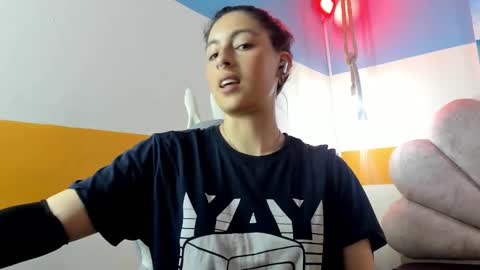 Snapshot of moon_winy chatting on October 9, 2025, 11:30 am Winy online show from October 9, 2025, 11:30 am