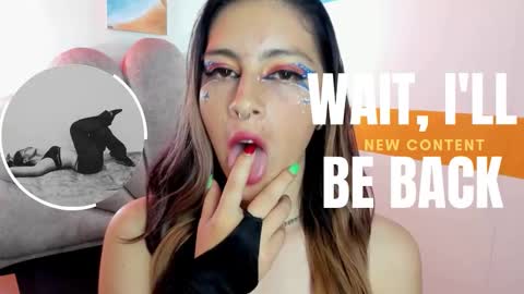 Snapshot of moon_winy chatting on October 30, 2025, 11:22 am Winy online show from October 30, 2025, 11:22 am