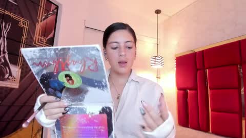 Snapshot of moon_winy chatting on November 20, 2025, 11:21 am Winy online show from November 20, 2025, 11:21 am