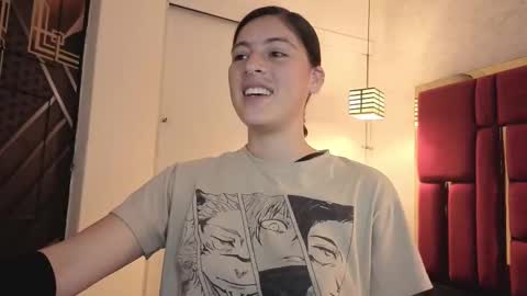 Snapshot of moon_winy chatting on November 25, 2025, 11:10 am Winy online show from November 25, 2025, 11:10 am