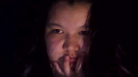 mooned_astrid online show from December 18, 2025, 10:49 pm