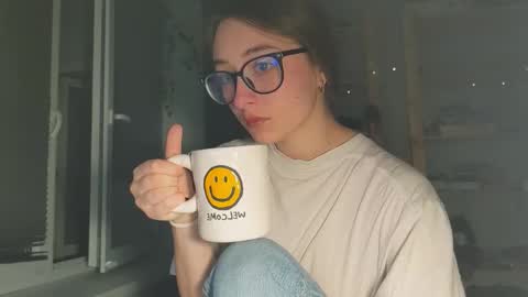 Snapshot of moonlight__lovers chatting on October 29, 2025, 5:47 pm Dana online show from October 29, 2025, 5:47 pm