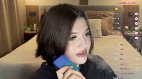 Ri online show from October 16, 2025, 7:48 pm