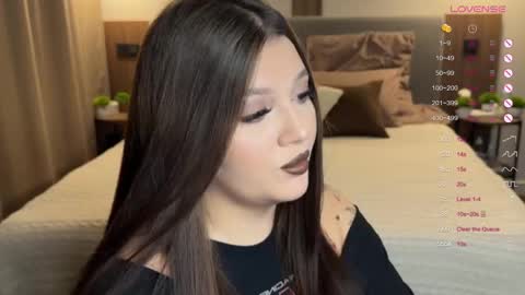 Ri online show from October 21, 2025, 5:08 am