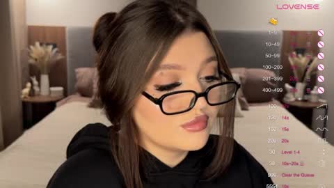 Ri online show from November 7, 2025, 9:48 pm