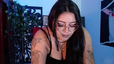 luna online show from December 2, 2025, 11:23 pm