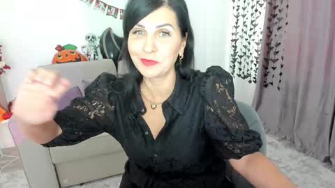 Ask me  online show from November 2, 2025, 11:56 am