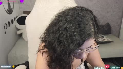 Moon Woman online show from January 24, 2025, 8:23 am