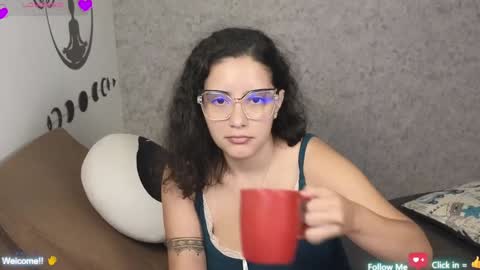 Moon Woman online show from January 30, 2025, 9:04 am