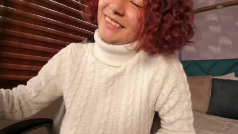 Snapshot of moony_14 chatting on January 10, 2025, 10:04 pm Michelle online show from January 10, 2025, 10:04 pm