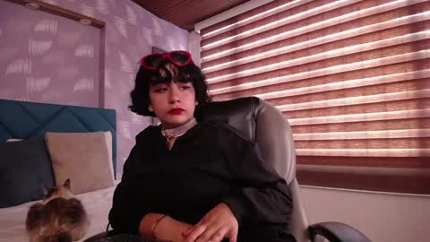 Snapshot of moony_14 chatting on February 13, 2025, 4:07 pm Michelle online show from February 13, 2025, 4:07 pm