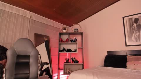 Snapshot of moony_14 chatting on November 25, 2025, 12:38 pm Michelle online show from November 25, 2025, 12:38 pm