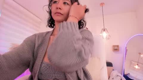 Snapshot of moony_14 chatting on December 14, 2025, 12:21 pm Michelle online show from December 14, 2025, 12:21 pm