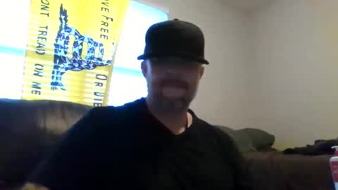 Snapshot of moozj750 chatting on September 17, 2025, 7:04 pm JT Mooz online show from September 17, 2025, 7:04 pm