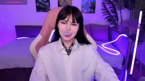 Morana online show from October 14, 2025, 2:01 am