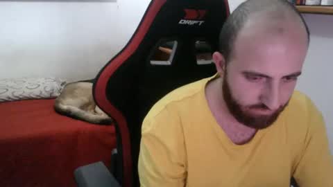 Snapshot of morenoch19 chatting on March 6, 2025, 8:05 pm alejo online show from March 6, 2025, 8:05 pm