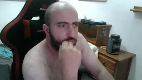 Snapshot of morenoch19 chatting on September 9, 2025, 12:26 pm alejo online show from September 9, 2025, 12:26 pm