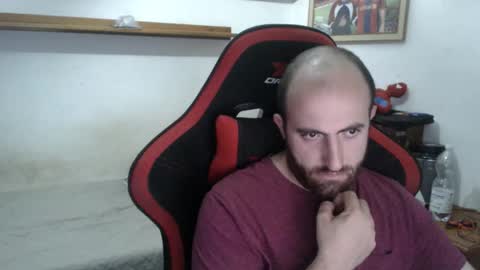 Snapshot of morenoch19 chatting on November 7, 2025, 5:46 pm alejo online show from November 7, 2025, 5:46 pm