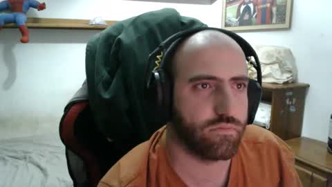 Snapshot of morenoch19 chatting on November 15, 2025, 3:52 pm alejo online show from November 15, 2025, 3:52 pm