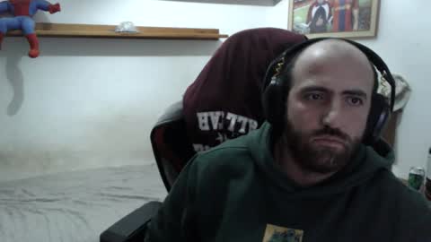 Snapshot of morenoch19 chatting on November 16, 2025, 2:55 pm alejo online show from November 16, 2025, 2:55 pm