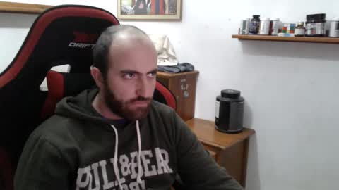 Snapshot of morenoch19 chatting on November 22, 2025, 2:49 pm alejo online show from November 22, 2025, 2:49 pm