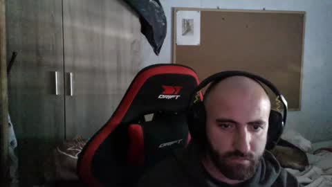 Snapshot of morenoch19 chatting on November 29, 2025, 2:20 pm alejo online show from November 29, 2025, 2:20 pm