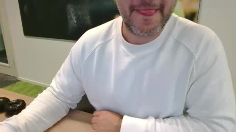 Snapshot of morepassion4u chatting on September 12, 2025, 1:55 pm morepassion4u online show from September 12, 2025, 1:55 pm