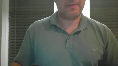 Snapshot of morepassion4u chatting on October 17, 2025, 8:44 pm morepassion4u online show from October 17, 2025, 8:44 pm