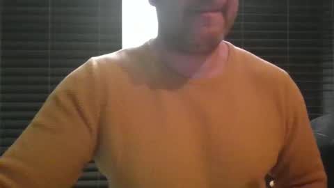 Snapshot of morepassion4u chatting on October 19, 2025, 9:15 pm morepassion4u online show from October 19, 2025, 9:15 pm