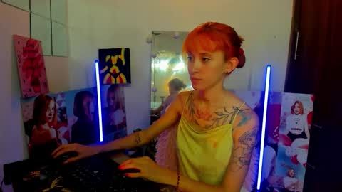 Snapshot of morgaan_19 chatting on October 25, 2025, 2:24 pm Megaan Castillo online show from October 25, 2025, 2:24 pm
