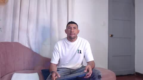 MORGAN AND MEGAN online show from September 17, 2025, 11:01 am