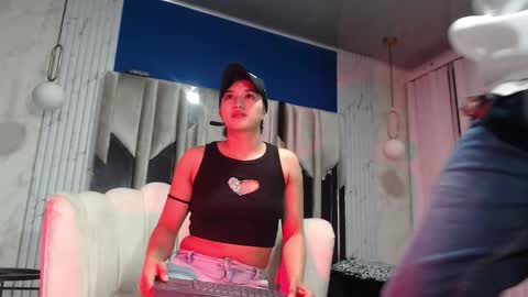 MORGAN AND MEGAN online show from September 24, 2025, 11:02 am