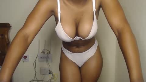 Mellisa online show from December 4, 2024, 8:34 am