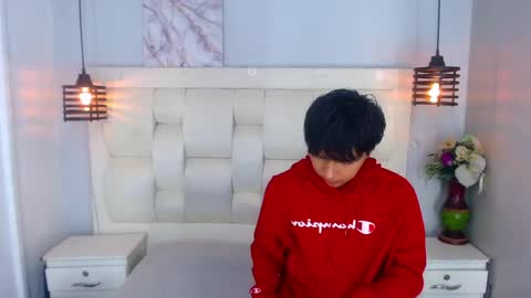 MORTELLE online show from November 4, 2025, 12:04 pm