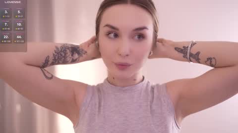 MIRA online show from November 24, 2025, 6:40 pm