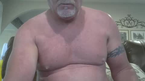 Snapshot of motorguy08 chatting on September 18, 2025, 2:52 pm motorguy08 online show from September 18, 2025, 2:52 pm