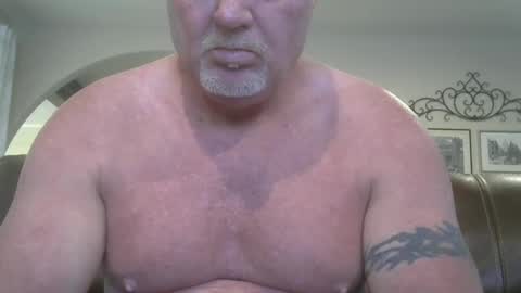 Snapshot of motorguy08 chatting on September 24, 2025, 2:53 pm motorguy08 online show from September 24, 2025, 2:53 pm