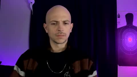 Snapshot of mount_vesuvius chatting on October 31, 2025, 6:25 am mount_vesuvius online show from October 31, 2025, 6:25 am