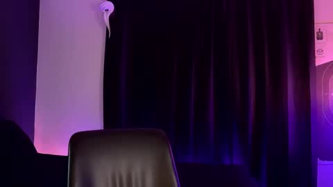 Snapshot of mount_vesuvius chatting on November 16, 2025, 4:23 pm mount_vesuvius online show from November 16, 2025, 4:23 pm