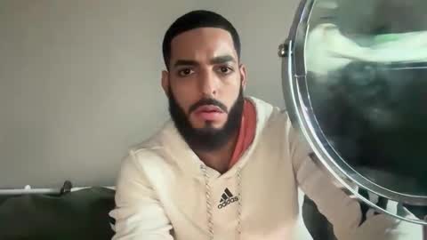 Snapshot of mountaiden chatting on November 28, 2025, 9:06 pm mountaiden online show from November 28, 2025, 9:06 pm