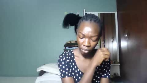 Snapshot of mouthymiss chatting on March 1, 2025, 8:34 am Mouthymiss online show from March 1, 2025, 8:34 am