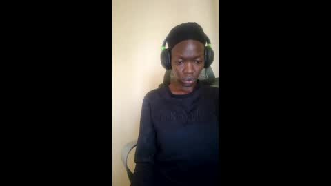 Snapshot of mouthymiss chatting on December 16, 2025, 5:01 am Mouthymiss online show from December 16, 2025, 5:01 am