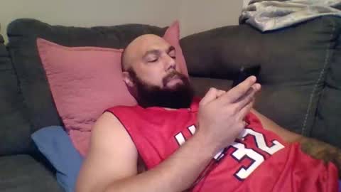 Mr8 online show from November 5, 2025, 10:10 pm